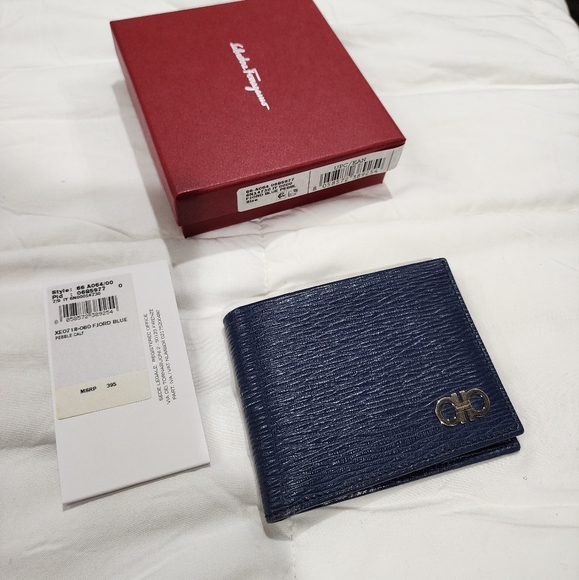 Ferragamo Mens Wallet - Picture 2 of 9
